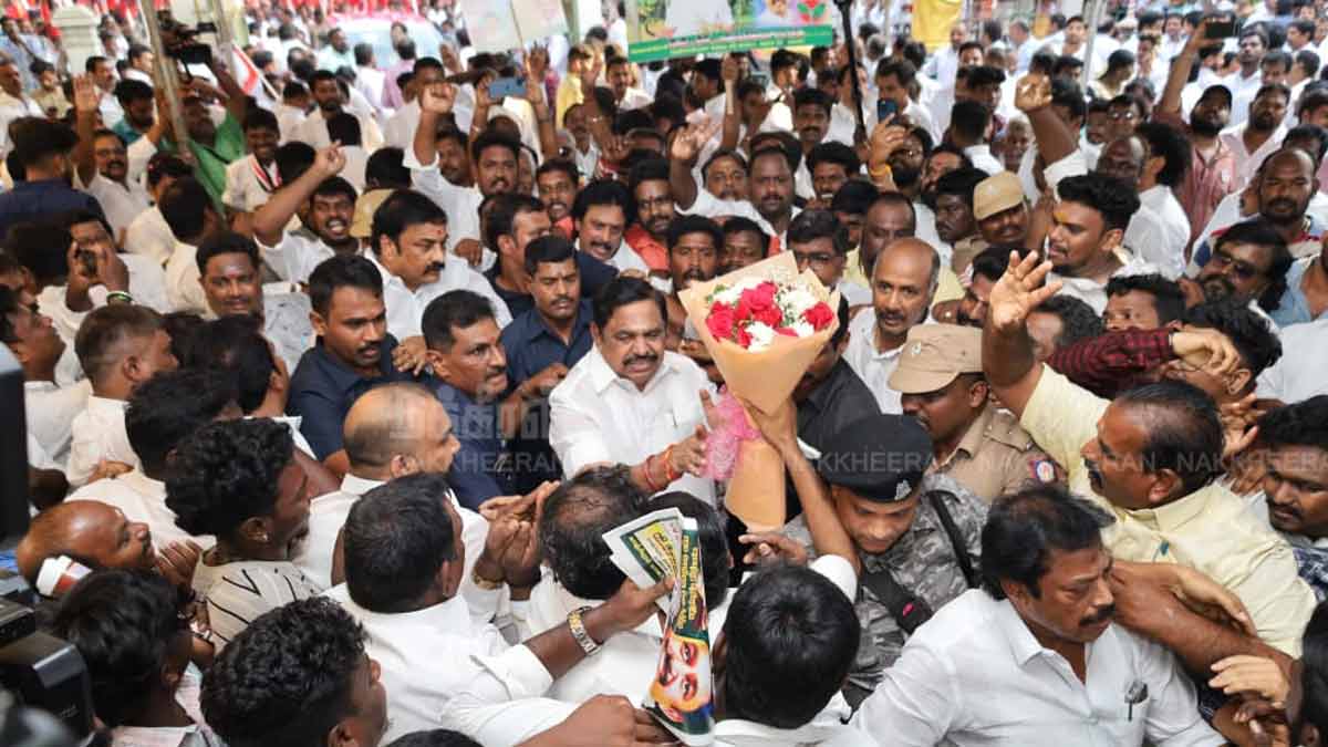 AIADMK's first working committee after the alliance (pictures)