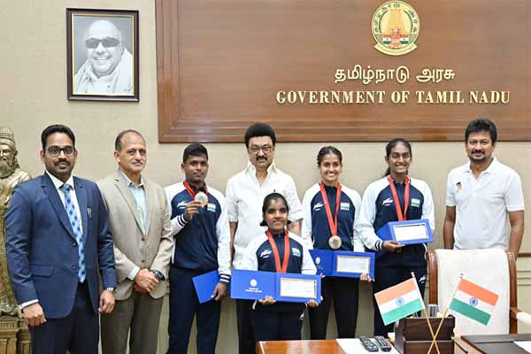 Para Olympics 2024 CM gave incentives to medal winners