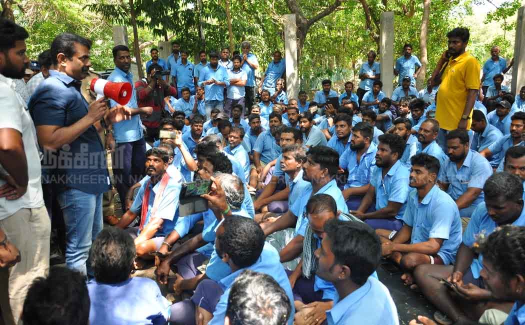 Workers struggle for permanent jobs! Seeman support!