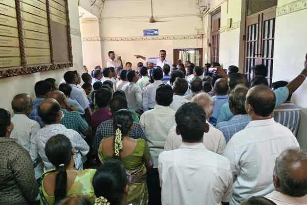 Teachers and staff of Annamalai University struggle demanding My salary