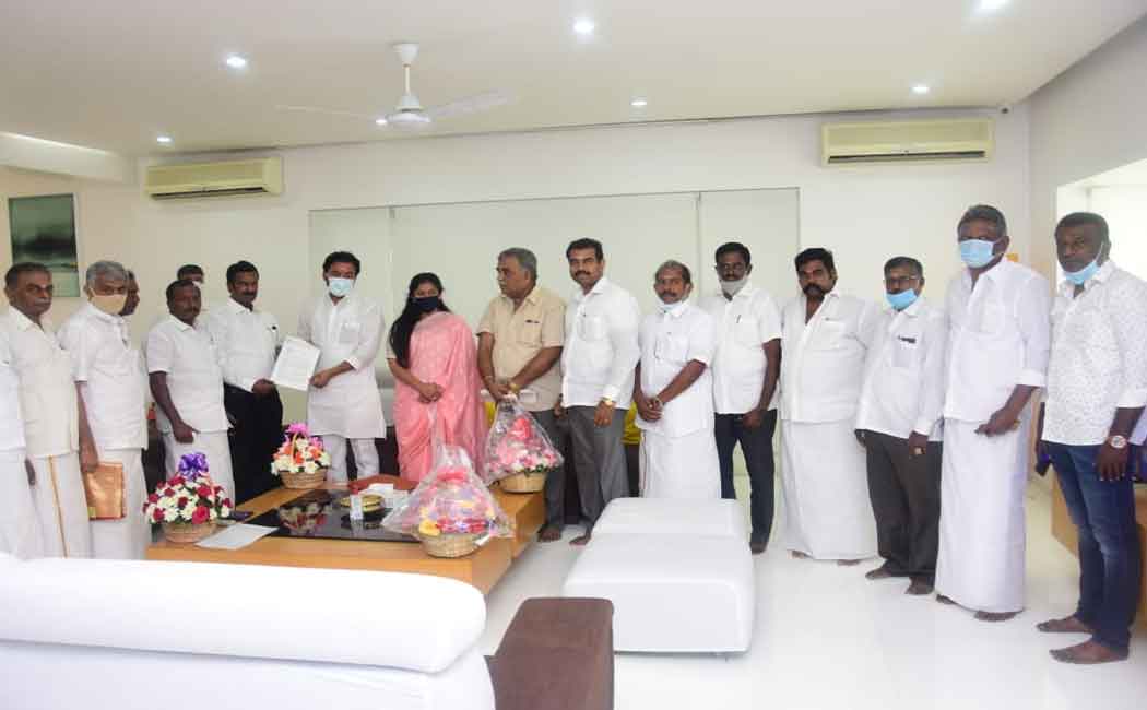 Request to the Union Minister to change mid day meal scheme in the name kamarajar