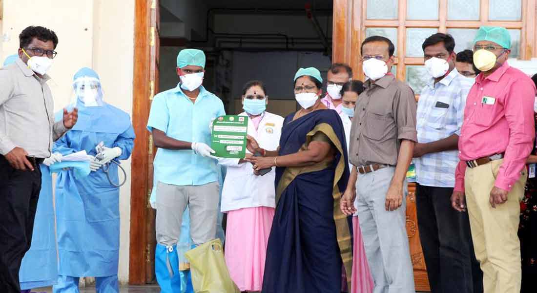 First corona patient in Thiruvannamalai healed ... doctors, staff