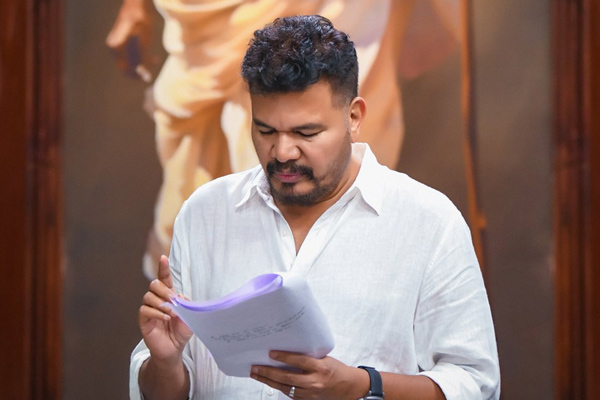 ram charan game changer look leaked shankar sad