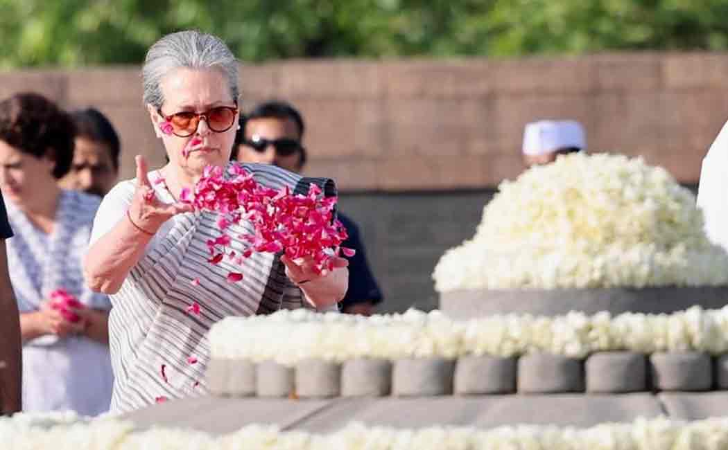 Former Prime Minister Rajiv Gandhi Memorial Day; Tribute to Congress leaders