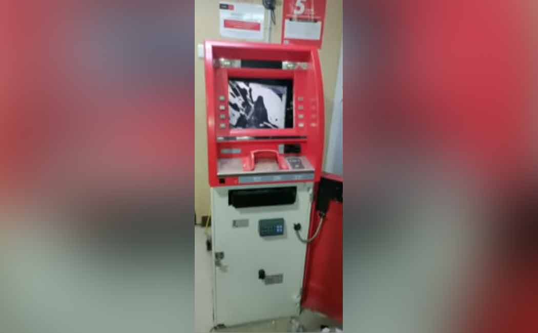 Shocking incident in Chennai! Robbery attempt at ATM!