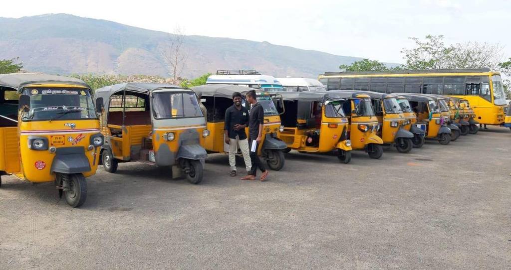 Trapped Autos - Skip School and College Buses