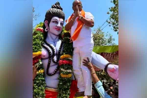 ram navami celebration in karnataka bjp mla incident viral in social media