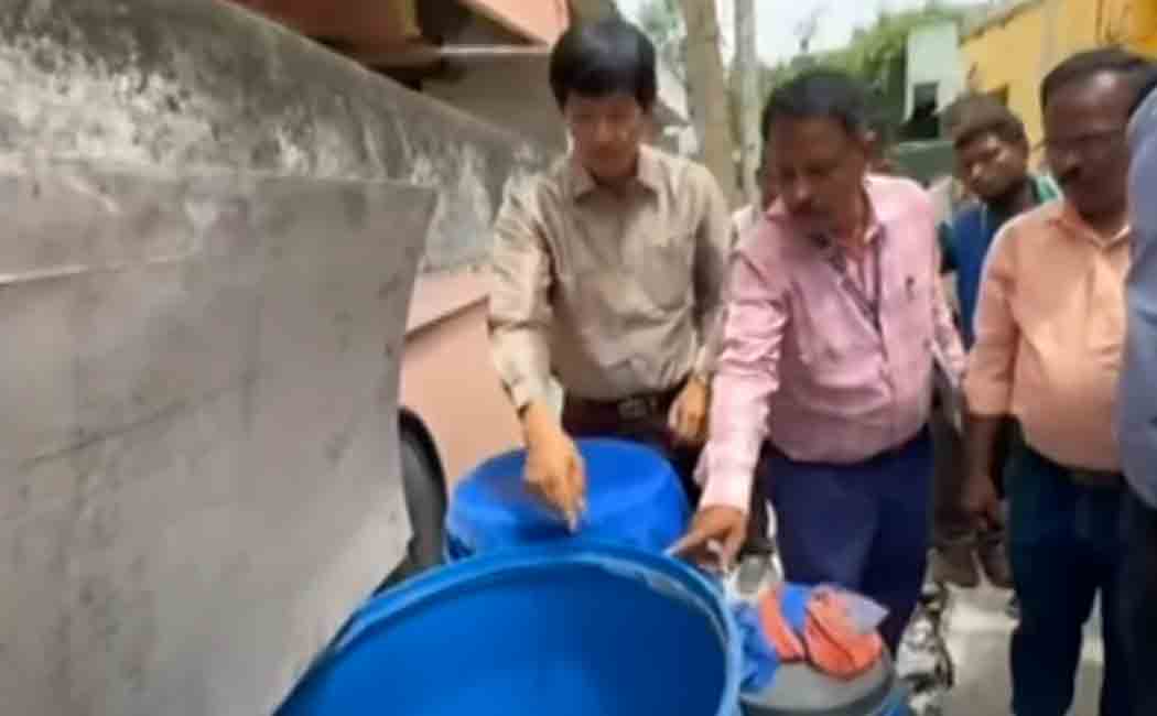 Dengue fever Commissioner warns Chennai Corporation officials