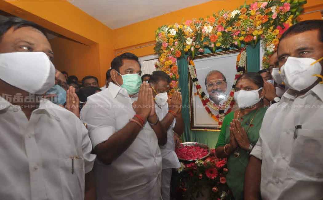 AIADMK who paid homage to the flower Madhusoodan