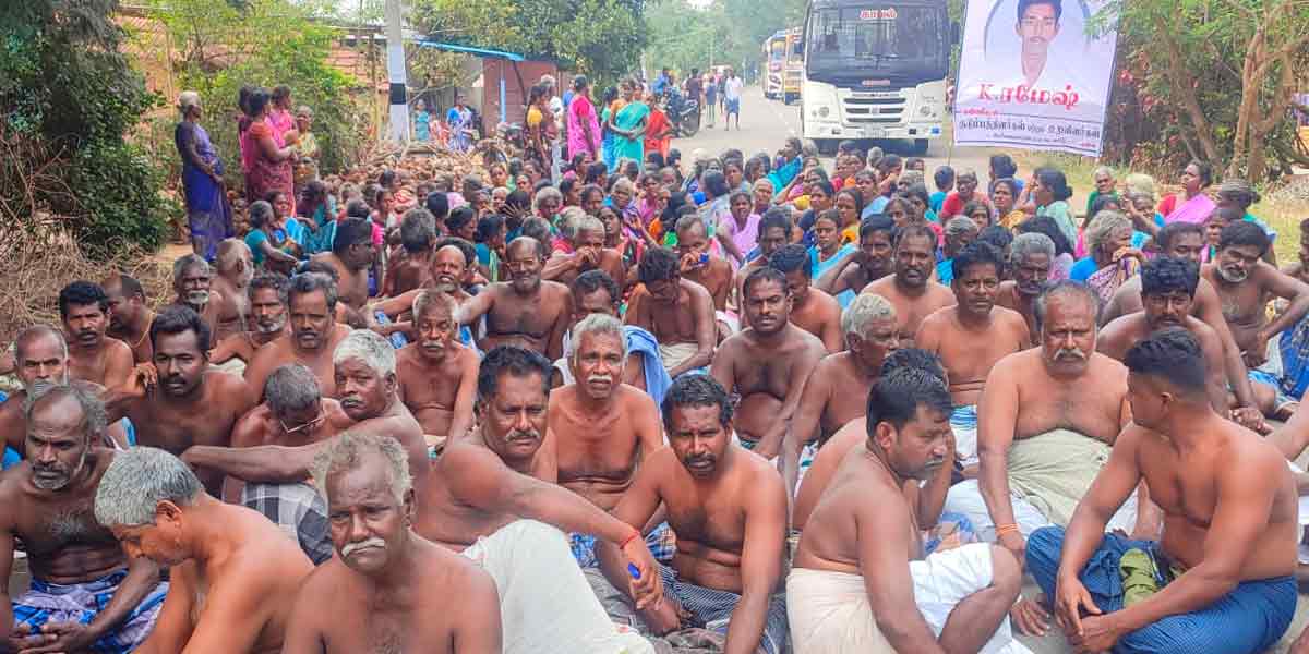 Which vehicle hit the youth? Relatives barricaded the road without shirts