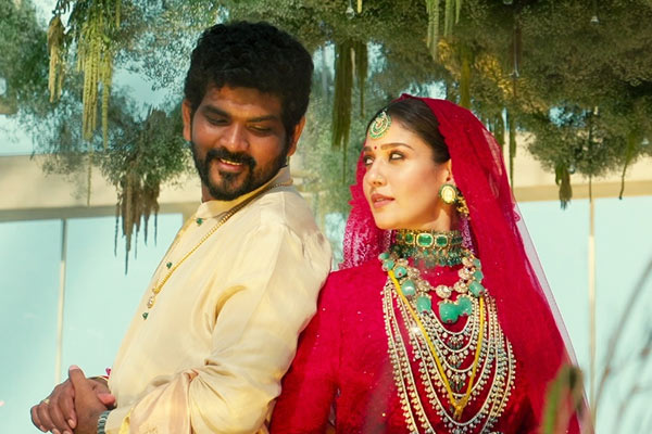 nayanthara documentry issue regards chandramukhi movie scenes