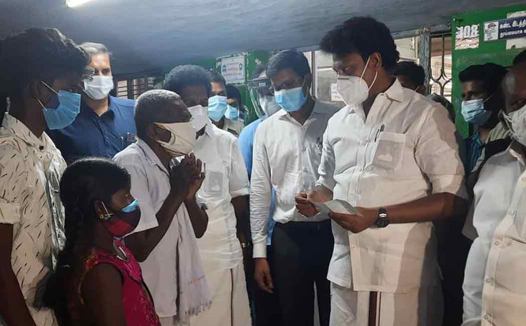 Minister Mahesh Poyamozhi's help to children who have lost their parents
