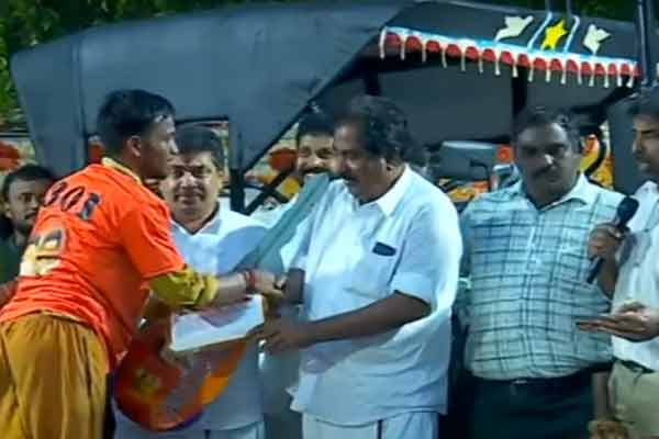 Avaniyapuram jallikattu completion