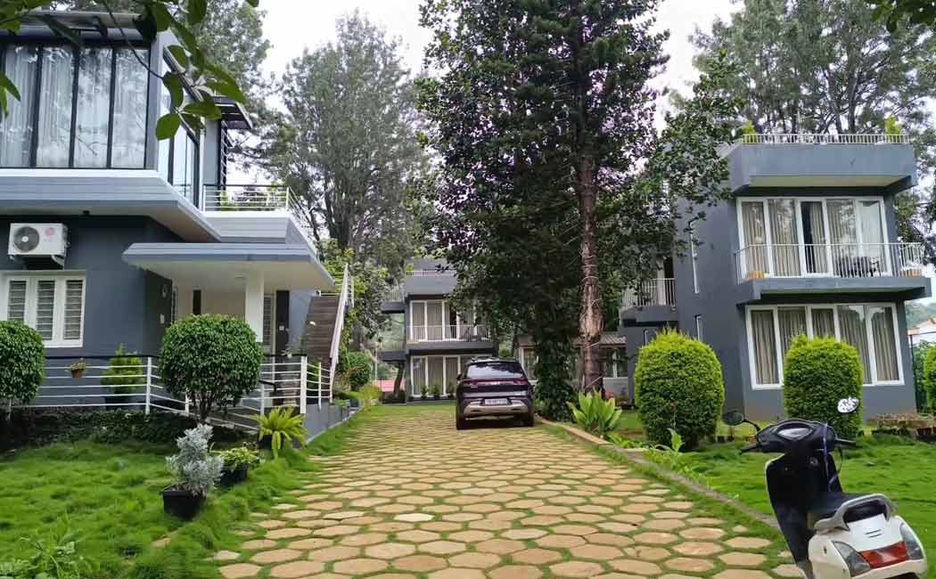 police arrested 14 people who engaged in wrongful occupation in Yelagiri Hills