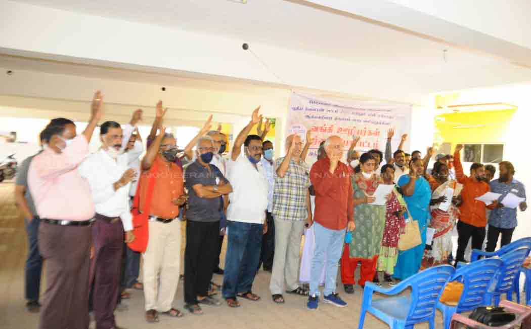 Baroda bank employee union supports farmers who are in delhi