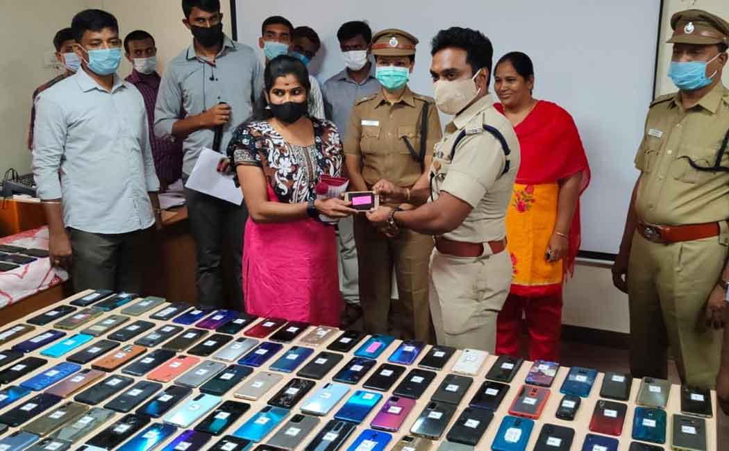 "If you lose your cell phone, you can report it through the Digi-Cop processor" -SP Selvanagaratnam Advice
