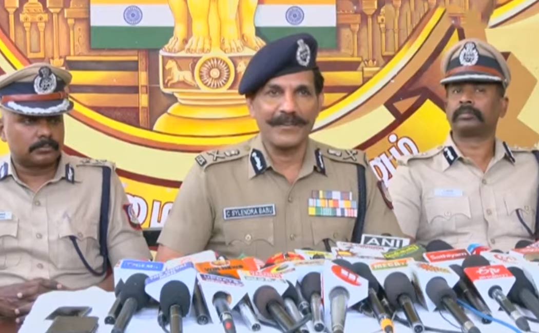 DGP sylendra babu press meet about northindian workers