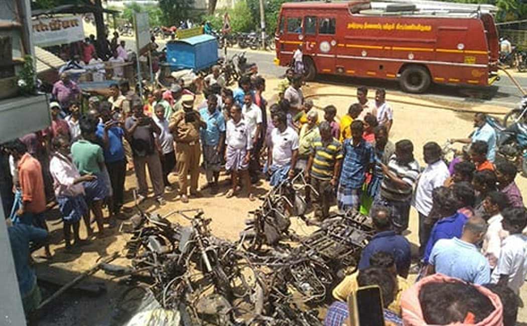 fire broke out mechanic shop Trichy