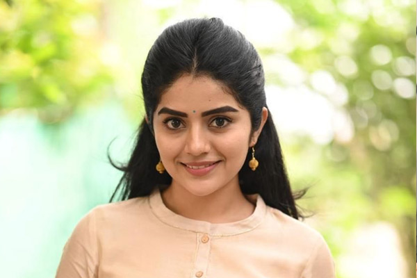 small screen actress megha shetty entry to big screen