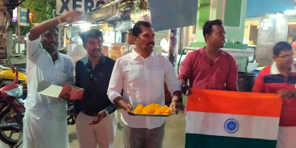 Chandrayaan Vetri- Celebration with bursting of firecrackers and offering of sweets