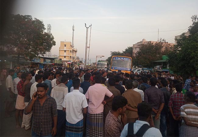 THENI DISTRICT TWO GANG INCIDENT POLICE PROTECTION