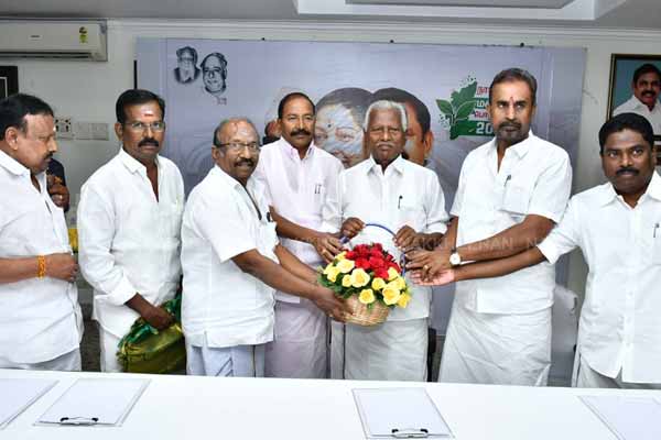 DMDK. - ADMK negotiation Information released about the block allocation