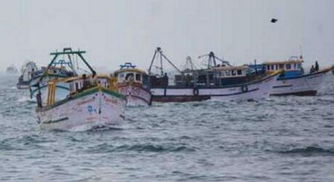 Pondicherry fishermen do not go to sea