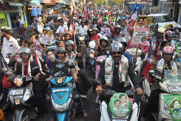 AIADMK bike campaign supporting the candidate in North Chennai constituency!
