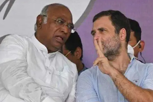 Complaint to Election Commission against Rahul Gandhi, Kharge; BJP committee action