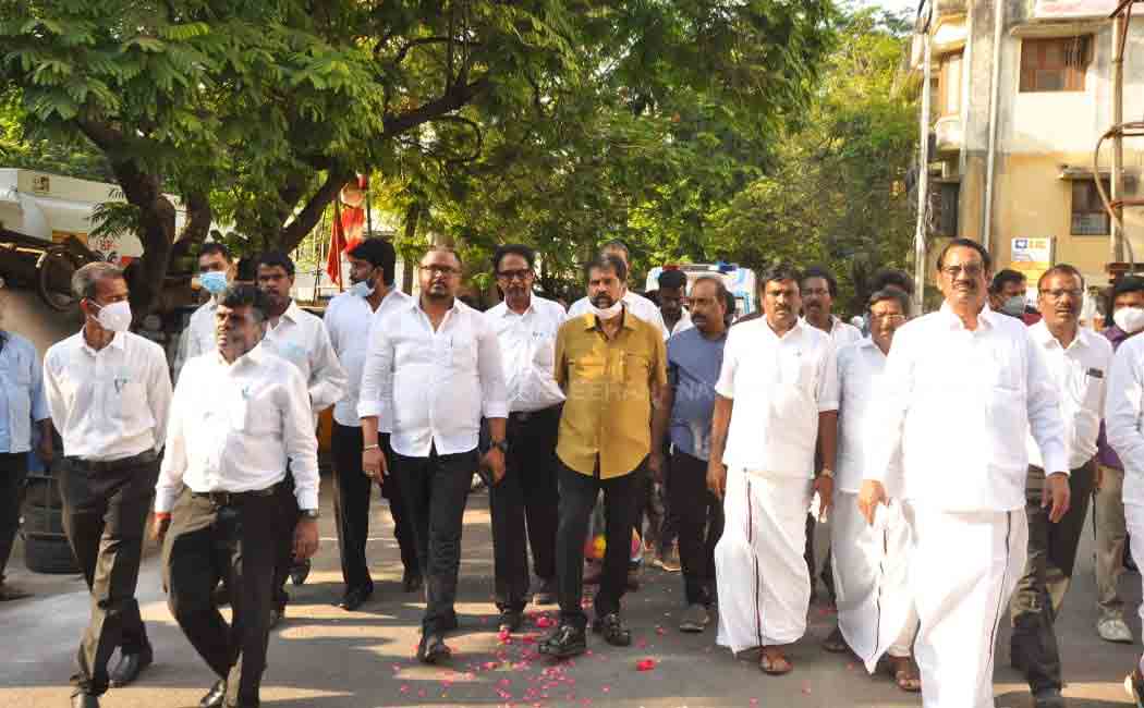 Nakkheeran Editor attended the funeral of DMK MP Son