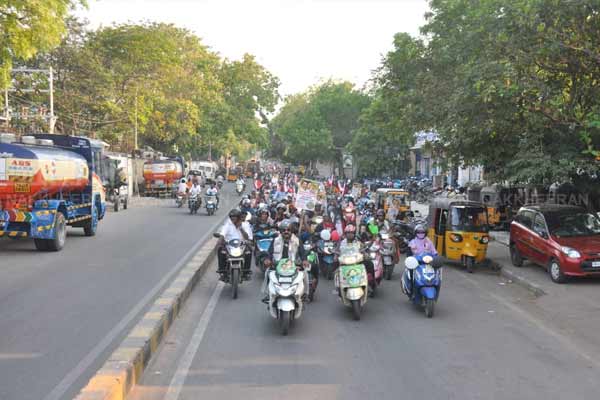 AIADMK bike campaign supporting the candidate in North Chennai constituency!