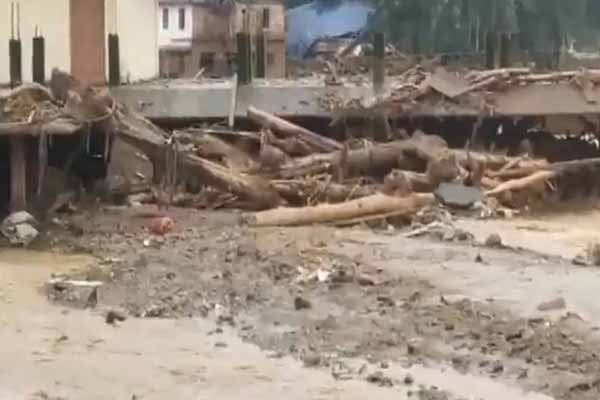 CM mk stalin relief announcement for Tamilian incident wayanad landslide