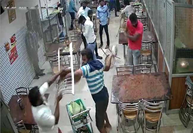The laughter that made the restaurant a battlefield!