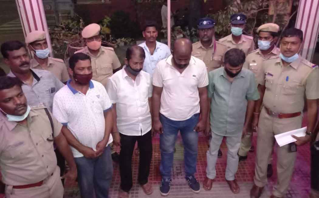 kidnapped real estate broker rescued