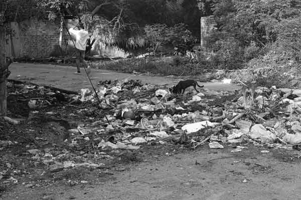 Public suffering for Stagnation of sewage in residential area