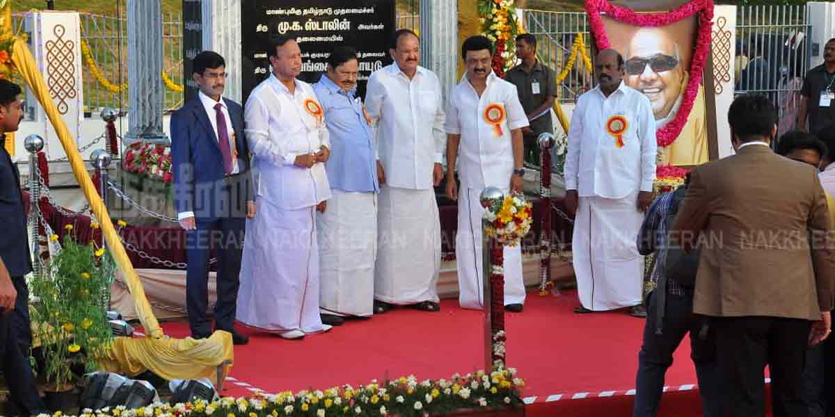 16 feet kalaingar statue unveiled at Government Complex