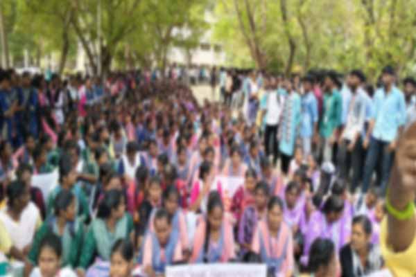 Chidambaram Govt Arts College issue Students struggle by skipping class