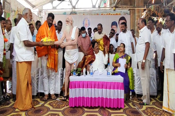 Katpadi Union group leader sings the national anthem incorrectl