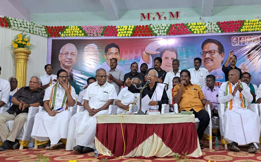 stand of Congress is that caste-wise census should be conducted says ks azhagiri