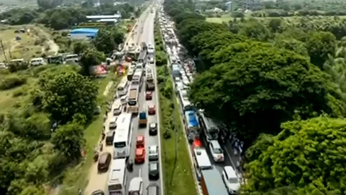 'Vehicles marching for 10 km'-V. Road in traffic jam