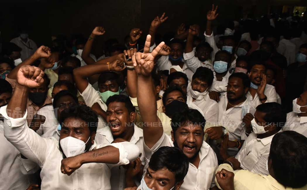 AIADMK MLAs meeting held at the head office