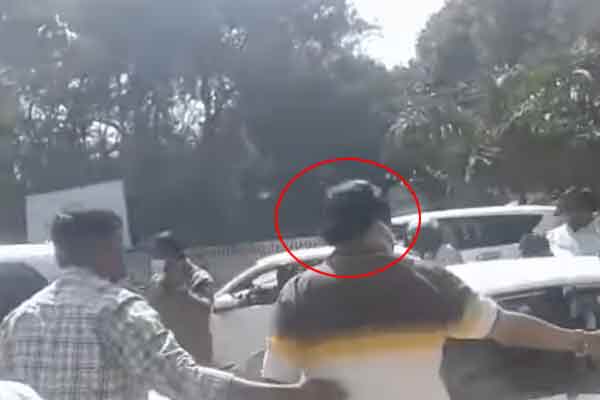 How did the police round up Rajendra Balaji?
