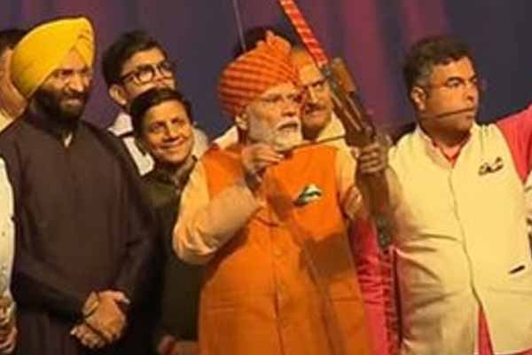 "Next year Ramnavami in Ram temple" - PM Modi