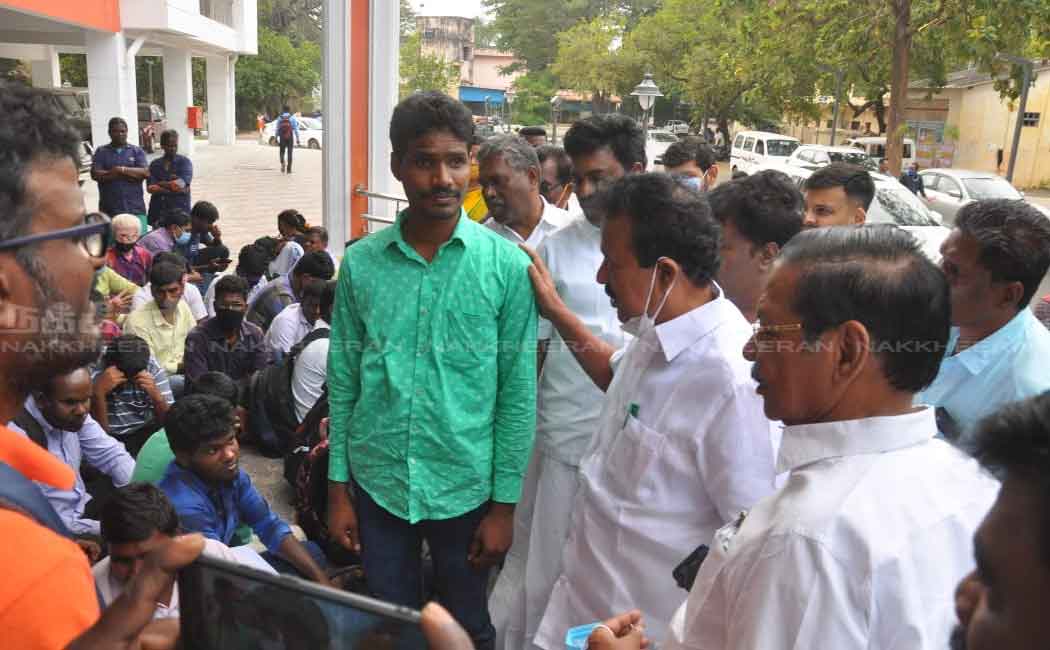 DMK people who went and supported the disabled struggle