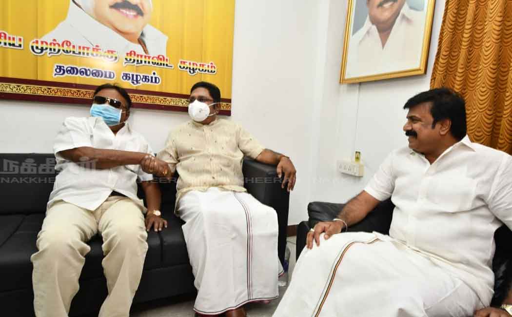 TTV.Dhinakaran-Vijayakanth meeting