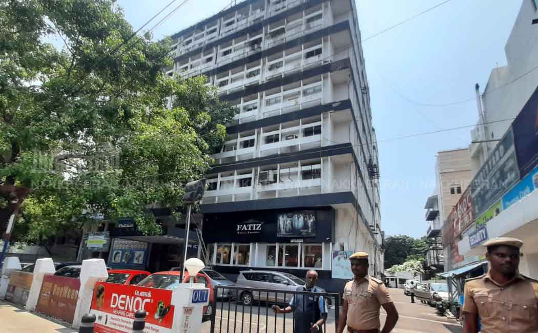 CBI Raid on Karthi Chidambaram residence