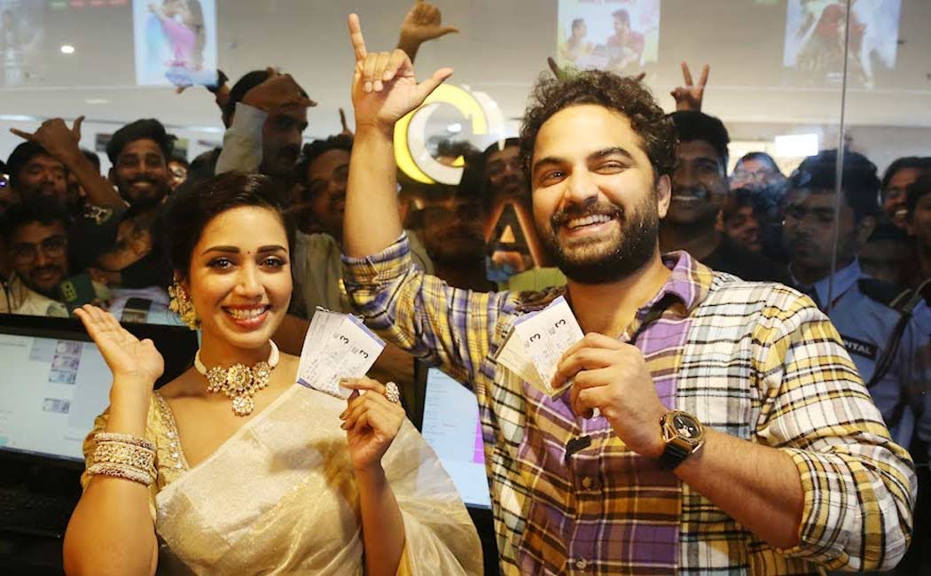 Nivetha Pethuraj turns ticket seller at theatres for promoting his movie