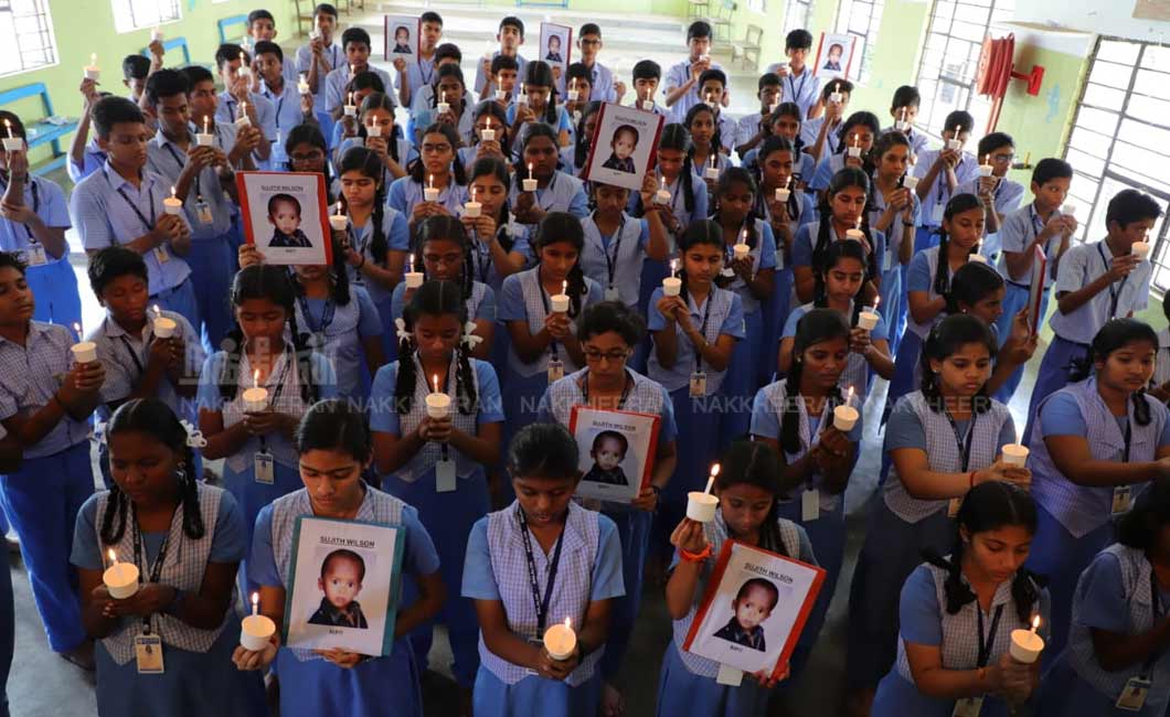 school students pray for sujith