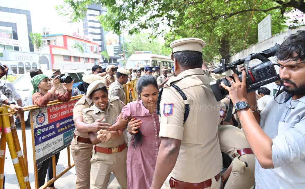 Indian Students Union protests against US for Incident students (Pictures)