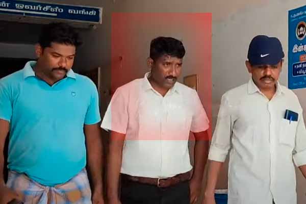 Bribery to measure land; Two persons including VAO were arrested